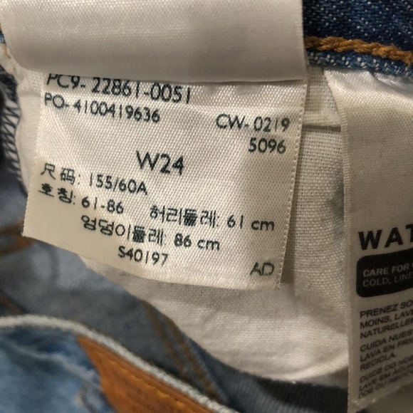 Levi’s Wedgie Jeans Size 24 Distressed Blue Denim High Waist - Picture 13 of 13